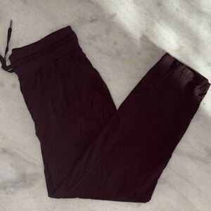 Lululemon Dance Studio Cropped Jogger Pants